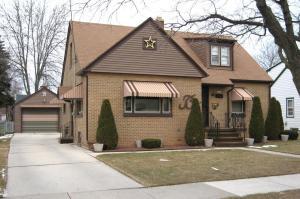 1908 Columbus St., Manitowoc, WI 54220