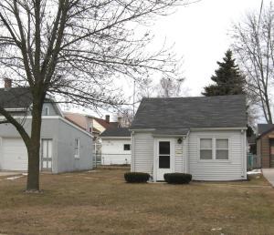 1910 Columbus St., Manitowoc, WI 54220