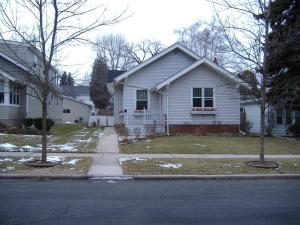 924 N 6th St., Manitowoc, WI 54220