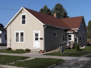 1213 S 22nd St., Manitowoc, WI 54220
