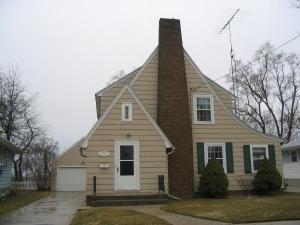 1717 Revere Dr., Manitowoc, WI 54220