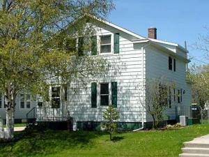 2508 Meadow Ln., Manitowoc, WI 54220