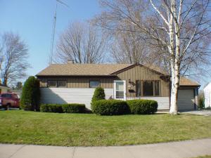 1201 Cherry Rd., Manitowoc, WI 54220