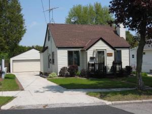 1218 Grand Ave., Manitowoc, WI 54220