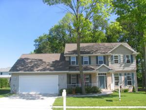 830 Stoney Brook Dr., Manitowoc, WI 54220