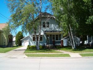 1828 Michigan Ave., Manitowoc, WI 54220