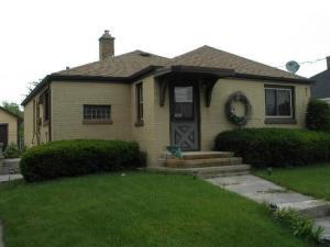 1840 Belmont St, Manitowoc, WI 54220