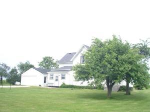 3622 E Tapawingo Rd., Mishicot, WI 54228