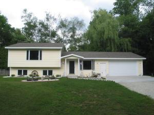 2322 Elm Rd., Manitowoc, WI 54220