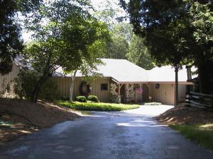 5023 River Heights Dr., Manitowoc, WI 54220