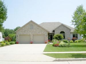 511 River Bluff Dr., Manitowoc, WI 54220