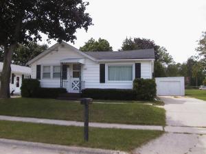 1538 S 36th St., Manitowoc, WI 54220