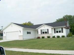1310 Kellner St., Manitowoc, WI 54220