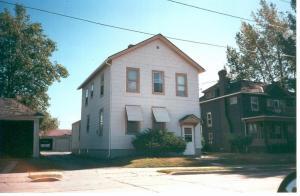809 S 16th St., Manitowoc, WI 54220