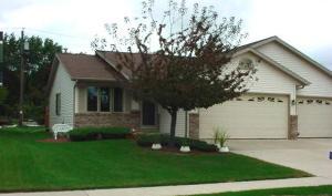 4122 Ray St., Manitowoc, WI 54220