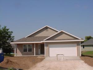 2504 Kellner St., Manitowoc, WI 54220