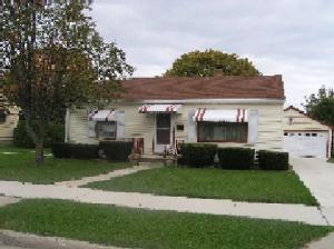 1603 S 24th St., Manitowoc, WI 54220