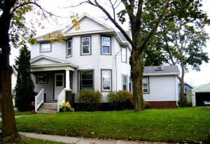 621 N 10th St., Manitowoc, WI 54220