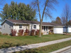 2808 42nd St., Two Rivers, WI 54241