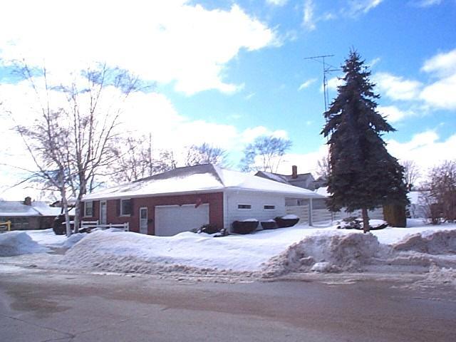 1306 N 12th St., Manitowoc, WI 54220