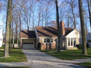 1411 N 23rd St., Manitowoc, WI 54220