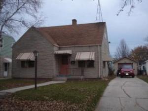 513 S 31st St., Manitowoc, WI 54220