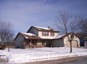 5008 Brookfield Cir., Manitowoc, WI 54220