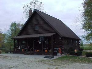 8901 W Hillcrest Dr., Manitowoc, WI 54220