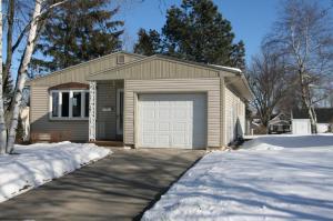 2115 S 11th St., Manitowoc, WI 54220