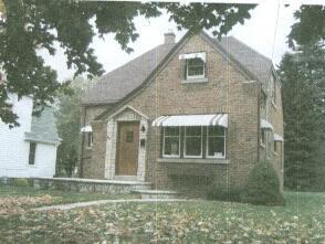 917 N 10th St., Manitowoc, WI 54220