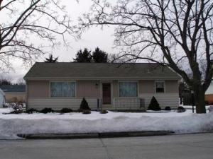 924 N 24th St., Manitowoc, WI 54220
