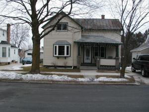721 S 22nd St., Manitowoc, WI 54220