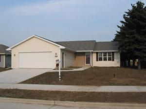 1819 S 25th St., Manitowoc, WI 54220