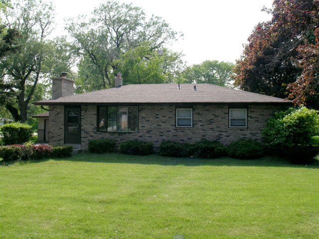 8741 S 15th St., Oak Creek, WI 53154