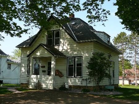 322 N East Ave., Viroqua, WI 54665