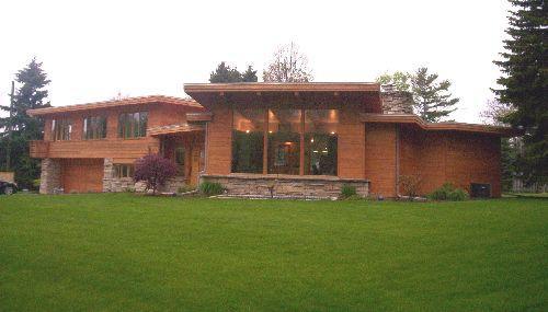 1116 N 5th St., Manitowoc, WI 54220