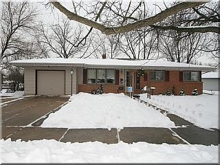 3715 St Andrews Blvd, Racine, WI 53405