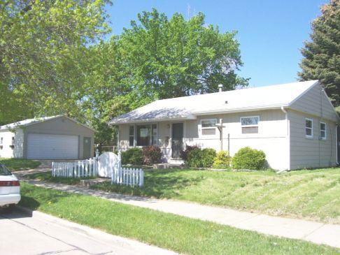 2000 Summit Ave, Racine, WI 53404