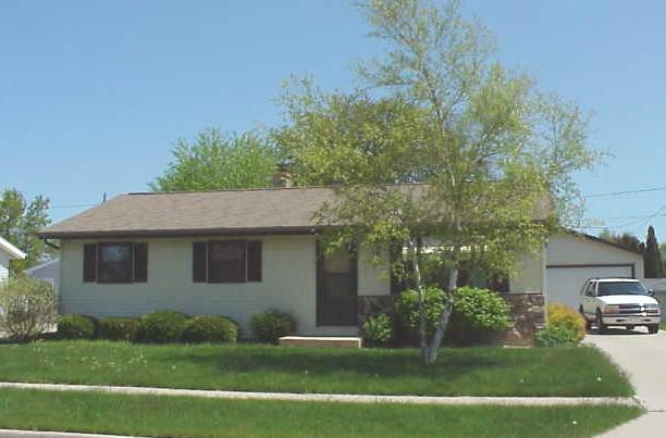 945 S 41st St., Manitowoc, WI 54220