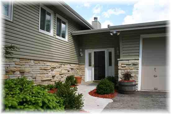 5780 S 124th, Hales Corners, WI 53130