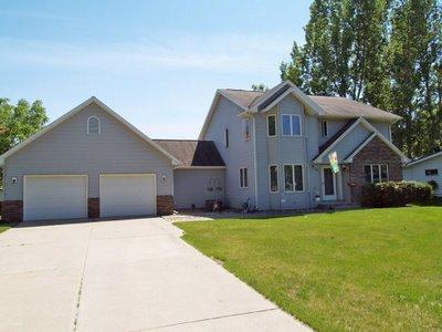 818 Lakeview Dr., Campbell, WI 54603