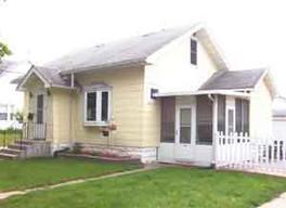 1212 S 16th St, La Crosse, WI 54601