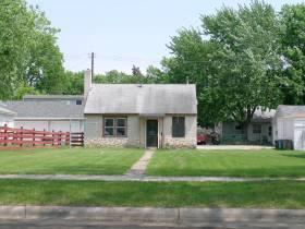 1815 S 19th St., La Crosse, WI 54601