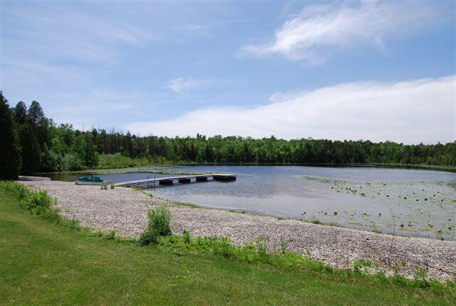3301 Center Ln., Saukville, WI 53080