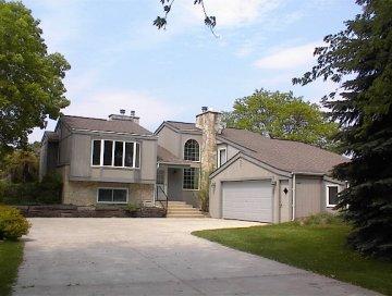 3378 Silver Lake Dr., West Bend, WI 53095