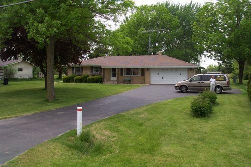 3716 Highway H, Caledonia, WI 53126