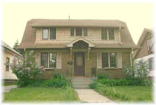 1441 N 66th St, Wauwatosa, WI 53213