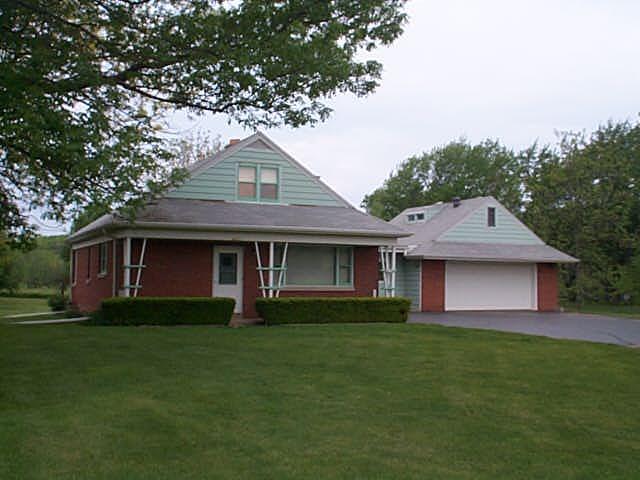8371 S Pennsylvania Ave., Oak Creek, WI 53154