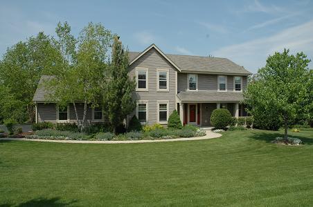 S77W29802 High Cross Dr., Mukwonago, WI 53149