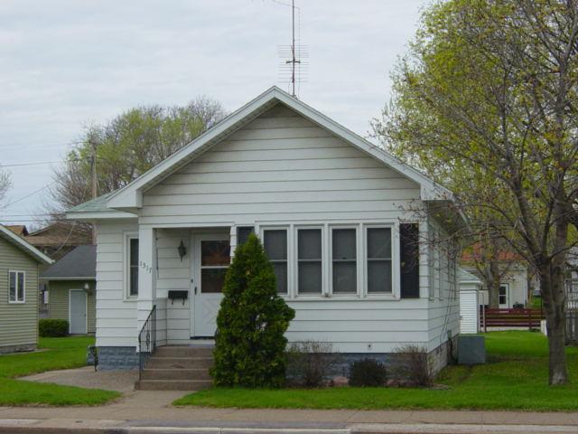 1317 George St., La Crosse, WI 54603